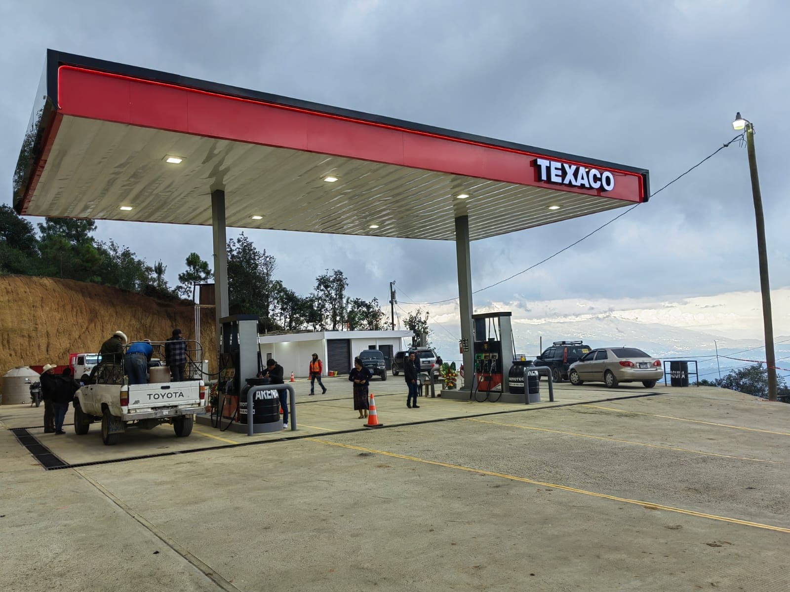 Construccion Gasolinera Texaco El Mirador Santa Barbara Guatemala