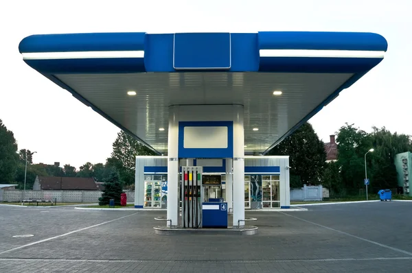 Calibración de Tanques de Combustible: Métodos, Frecuencia y Beneficios Operativos importancia de las gasolineras sostenibles para el medio ambiente